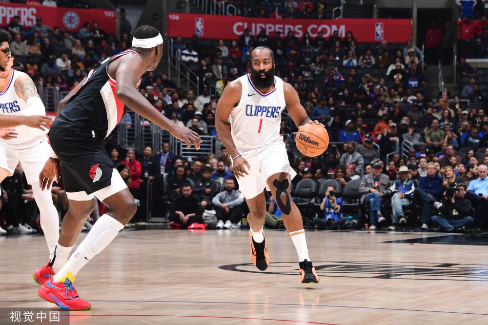 深思熟虑的 深思熟虑的