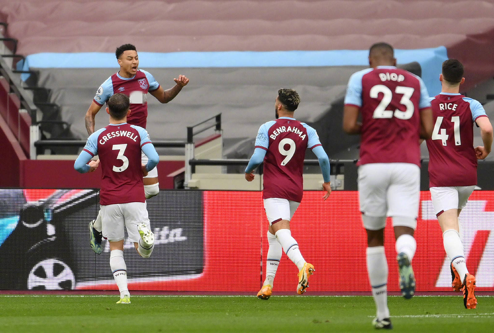 尤其是考虑 尤其是考虑