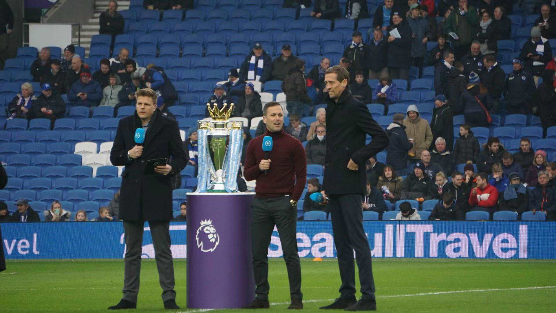 我们重新审 我们重新审